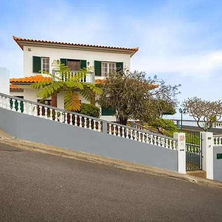 Garden House Tatil Evi