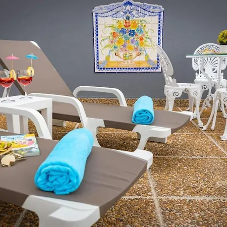 Garden House بيت للعطل